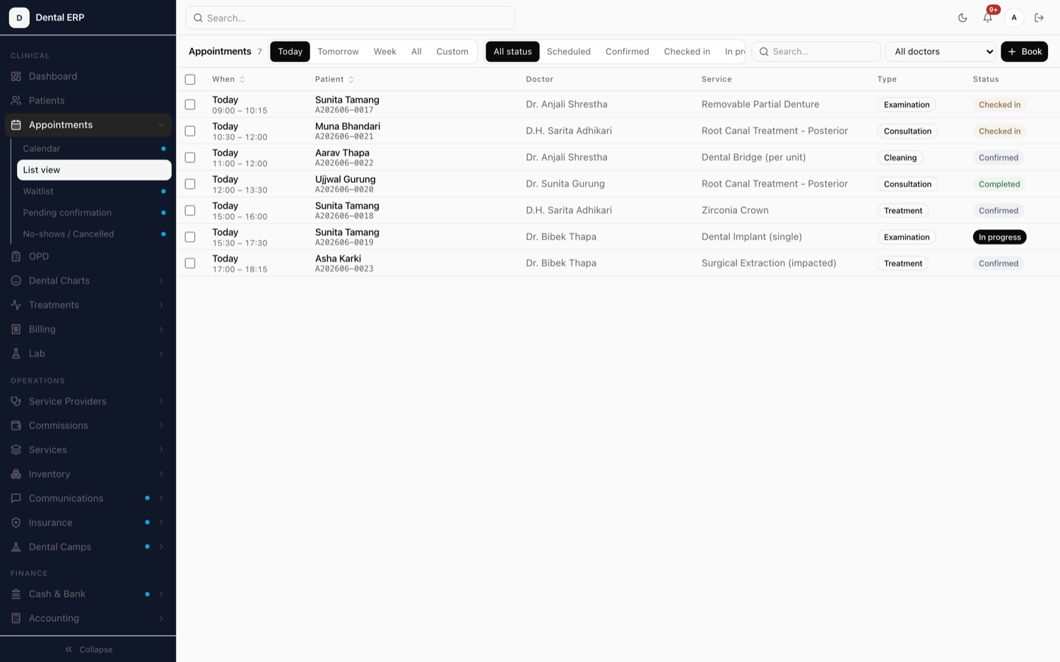 Xodont appointment list showing scheduled and walk-in visits.